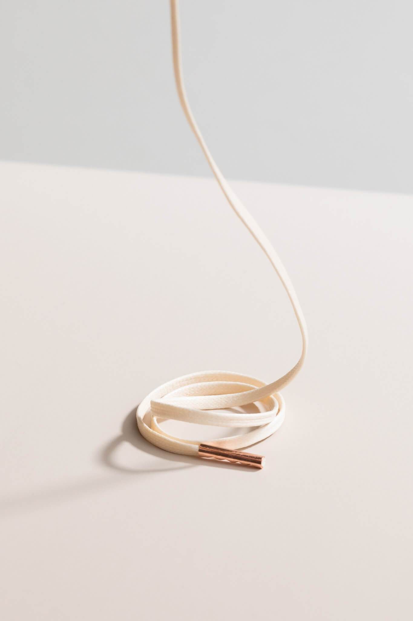 Krémová - 3mm ploché voskované tkaničky