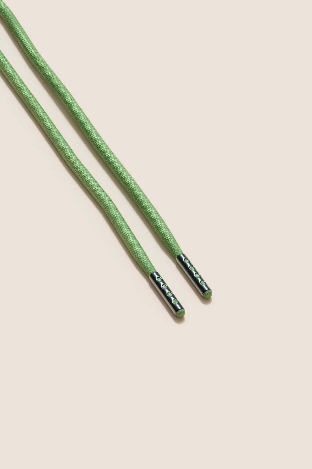 Senkels Grass Green 4mm Round Waxed Shoelaces with Black Nickel Aglets