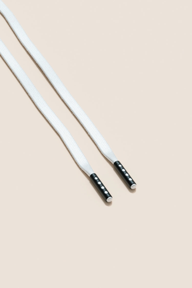 Senkels White 3mm Flat Waxed Shoelaces with Black Matte Aglets