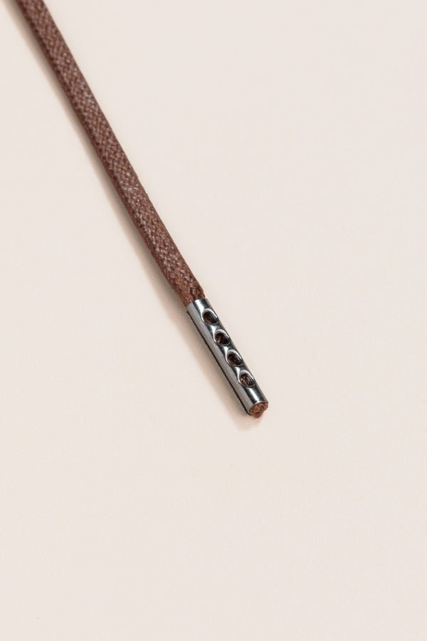 Medium Brown - Round Waxed Shoelaces | Senkels